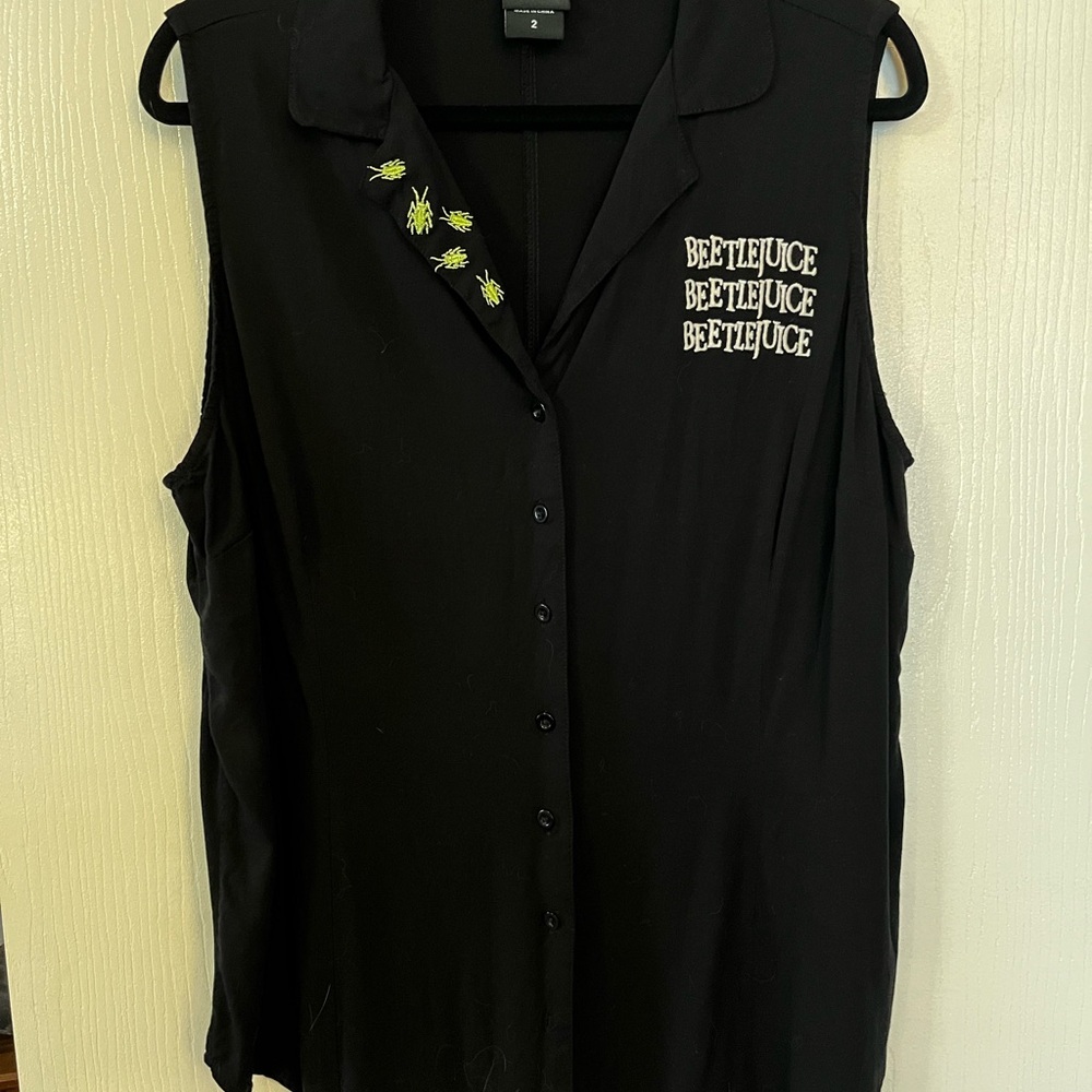 Torrid - Beetlejuice button front tank